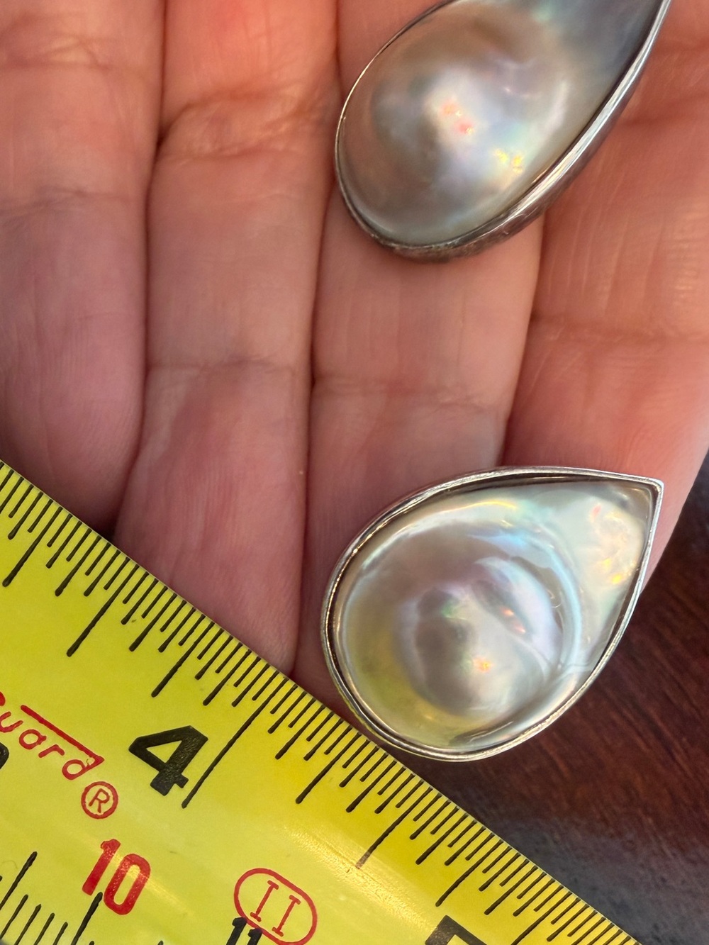 STERLING SILVER BLISTER PEARL PIERCED EARRINGS, VAR china 925 stamp vintage - Picture 7 of 7
